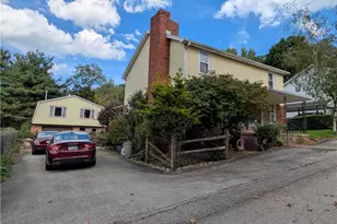 62 Cloverdale, Hempfield Township, PA 15619 - Photo 2