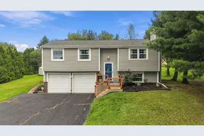 98 Sunridge Dr., Economy, PA 15042 - Photo 1