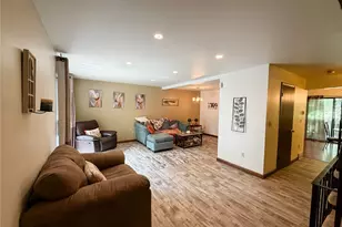 608 Maplewood Ct, Ross Twp, PA 15237 - Photo 10