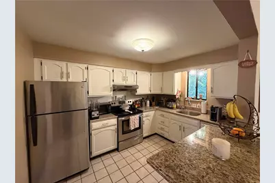 608 Maplewood Ct, Ross Twp, PA 15237 - Photo 10