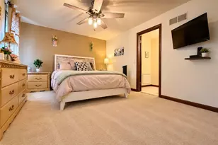 608 Maplewood Ct, Ross Twp, PA 15237 - Photo 30