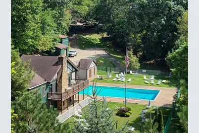 608 Maplewood Ct, Ross Twp, PA 15237 - Photo 6