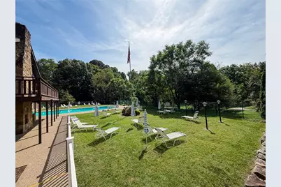 608 Maplewood Ct, Ross Twp, PA 15237 - Photo 8