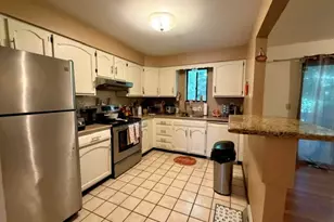 608 Maplewood Ct, Ross Twp, PA 15237 - Photo 8