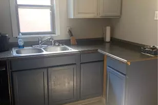 829 11th Ave, New Brighton, PA 15066 - Photo 2