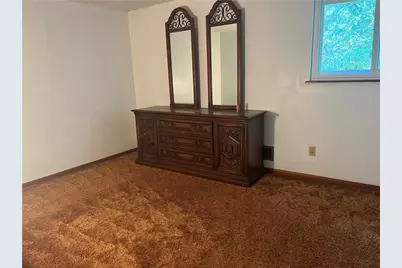 801 Ontario St, Glassport, PA 15045 - Photo 14