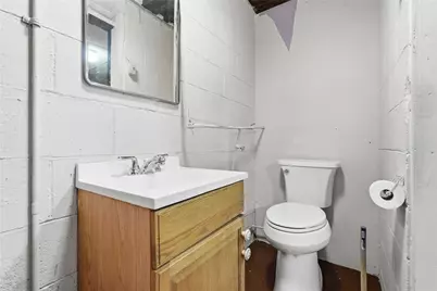 810 15th Ave, Beaver Falls, PA 15010 - Photo 32