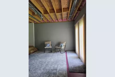 961 Sunset Dr, Center Township, PA 16001 - Photo 38