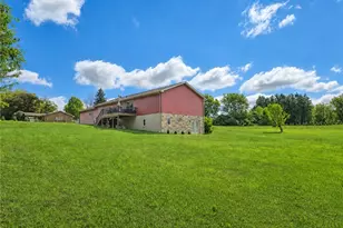 961 Sunset Dr, Center Township, PA 16001 - Photo 36