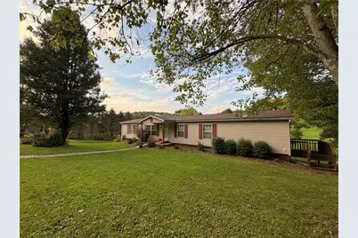 215 Glenford Dr, Chicora Boro, PA 16025 - Photo 2