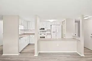 8005 Revere Pl, Hopewell Township, PA 15001 - Photo 4