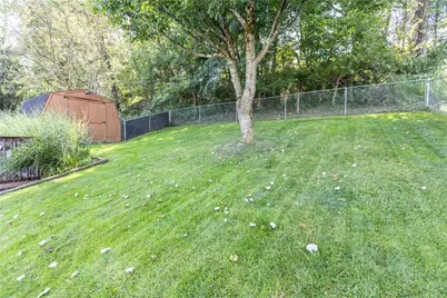 470 Crestview Dr, Pittsburgh, PA 15239 - Photo 24