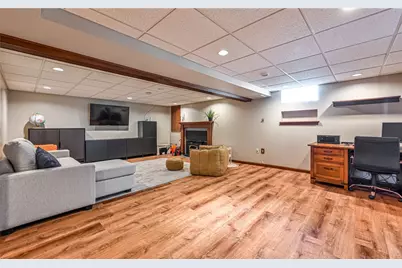 401 N Pine Cir, Pine Township, PA 15044 - Photo 18