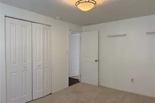 577 Surfside Dr, Pittsburgh, PA 15239 - Photo 20