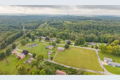 52 Carries Dr, Hanover Township, PA 15021 - Photo 22