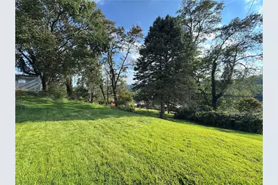 3652 Oakleaf Road, Pittsburgh, PA 15227 - Photo 24