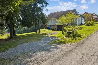 1235 Blaine Rd, Monaca, PA 15061 - Photo 2