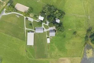 121 Brewer Rd, Clinton Township, PA 16056 - Photo 2