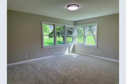 326 Frazier Dr, Neshannock Township, PA 16105 - Photo 22