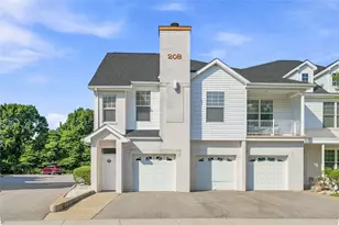 208 Adams Pointe Blvd, Adams Township, PA 16046 - Photo 2