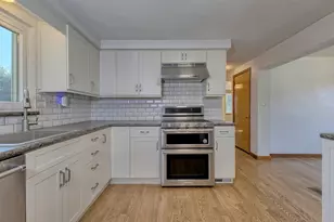 223 Duncan Station Rd, Elizabeth Twp/Boro, PA 15135 - Photo 6