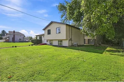 1128 1st Avenue, Coraopolis, PA 15108 - Photo 2