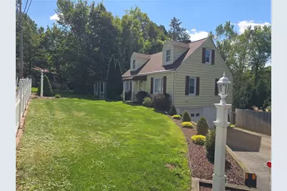 308 South Dr, Middlesex Township, PA 16059 - Photo 2