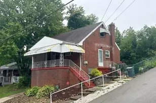 2618 Fayette St, McKeesport, PA 15132 - Photo 2