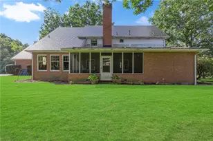 139 Radcliff, Center Township, PA 15001 - Photo 36