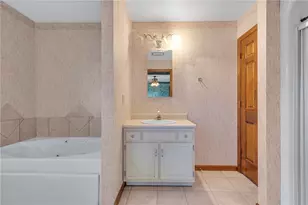 139 Radcliff, Center Township, PA 15001 - Photo 20