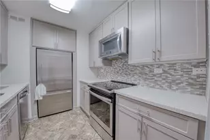 112 Washington Pl, Pittsburgh, PA 15219 - Photo 6