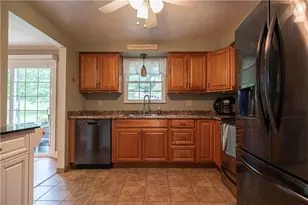 1135 O'Block Rd, Pittsburgh, PA 15239 - Photo 10