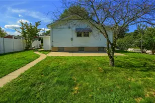 3631 Knape St, West Mayfield, PA 15010 - Photo 6