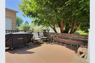 152 N Haft St, Houston, PA 15342 - Photo 4