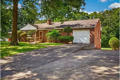 109 Marlboro Dr, New Kensington, PA 15068 - Photo 2