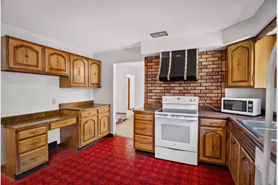 109 Marlboro Dr, New Kensington, PA 15068 - Photo 8