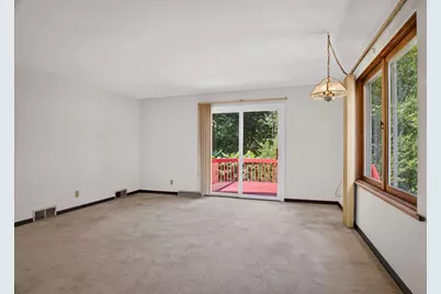 109 Marlboro Dr, New Kensington, PA 15068 - Photo 12