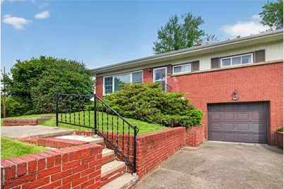 857 Pleasant Hills Dr, South Strabane, PA 15301 - Photo 2