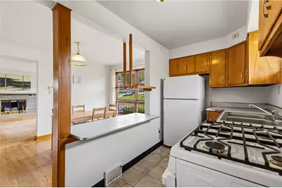 2459 South Park Rd, Bethel Park, PA 15102 - Photo 10