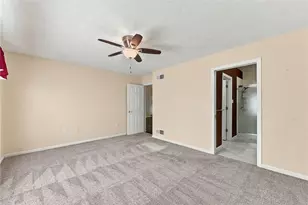 1010 Sunnyfield Ct, Penn Twp, PA 15636 - Photo 14