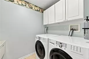 1010 Sunnyfield Ct, Penn Twp, PA 15636 - Photo 22