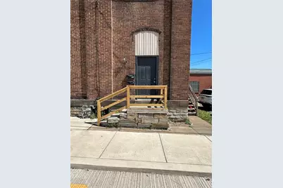 192 W High St, Franklin Township, PA 15370 - Photo 2