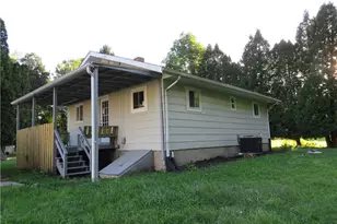 21 Maple Terrace, Liberty Township, PA 16127 - Photo 4