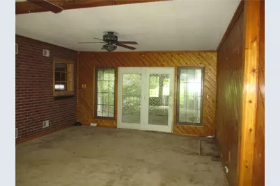 201 Banbury Ln, Harrison Township, PA 15065 - Photo 8