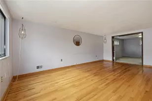 2724 Dwight Ave, Pittsburgh, PA 15216 - Photo 2