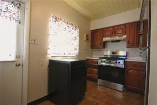 139-141 Front St, North Huntingdon, PA 15642 - Photo 6