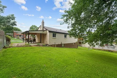6715 Highland Avenue, Union Township, PA 15332 - Photo 4