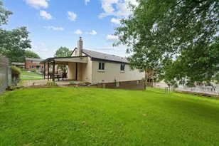 6715 Highland Ave, Union Township, PA 15332 - Photo 4