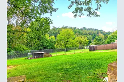 223 Lenkey Rd, Vanderbilt, PA 15486 - Photo 12