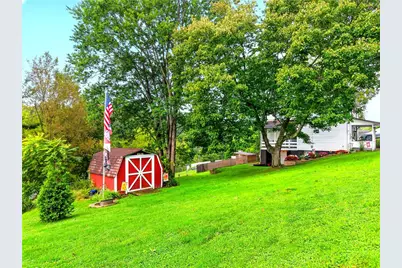 223 Lenkey Rd, Vanderbilt, PA 15486 - Photo 8